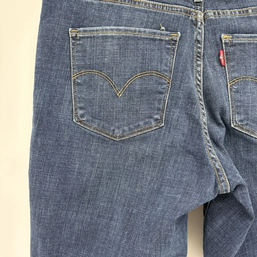 Womens Levi's Cuffed Stretch‎ Jean Shorts Size 31 (32) Blue Embellished